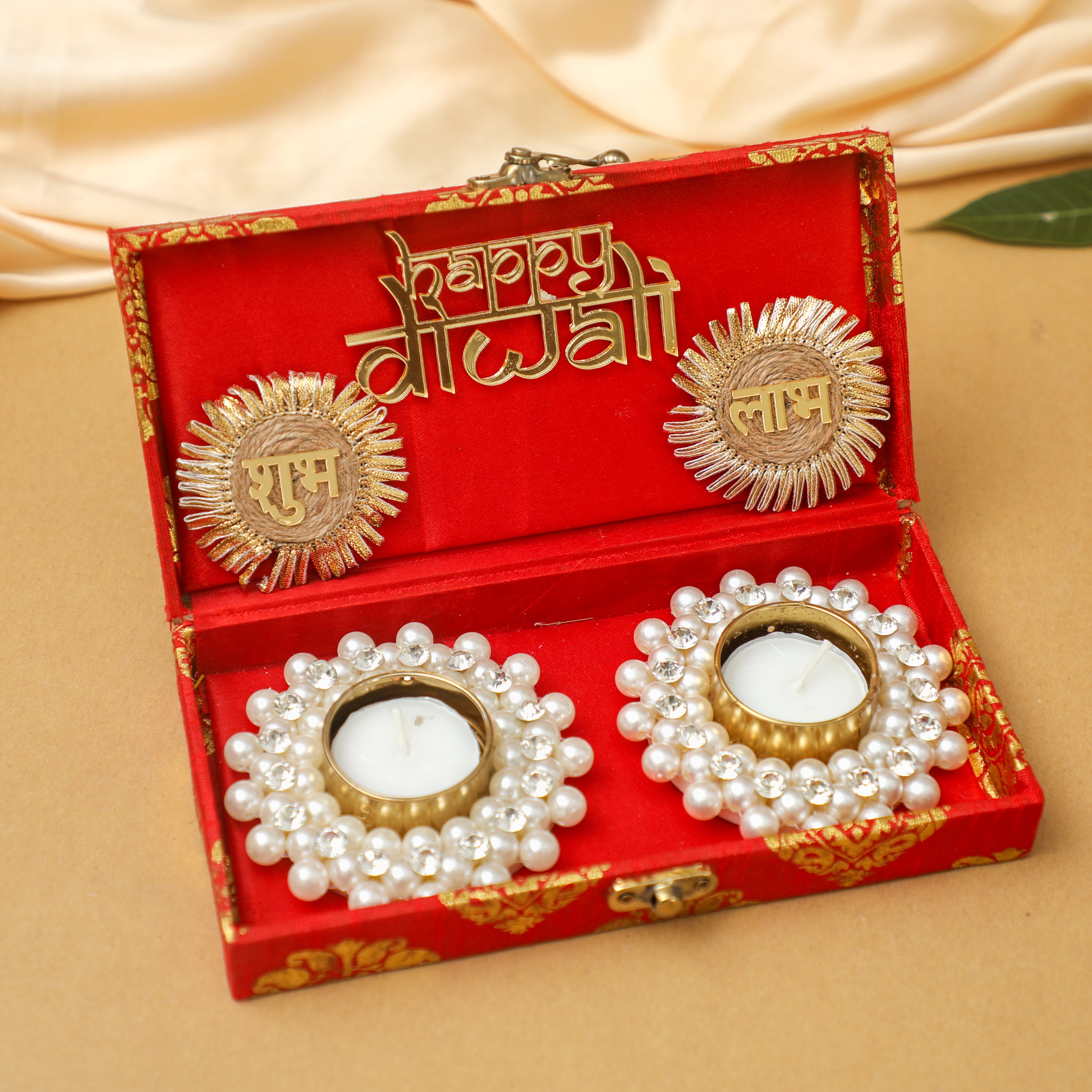 Pearl Diya Gift Set